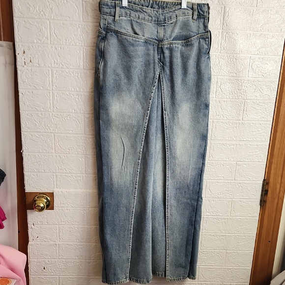 Denim - NWOT Wide Leg Blue Denim Jeans